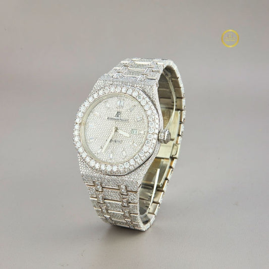 Elegant Men’s Diamond Watch Luxury Quartz Timepiece by IVEVAR