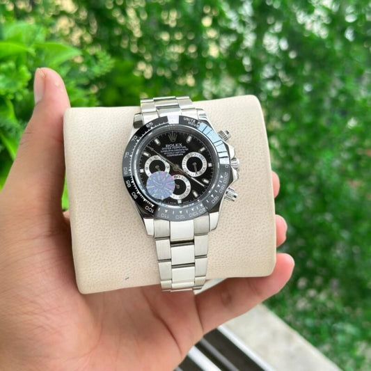 Luxury Men's Diamond Timepiece – Where Exceptional Craftsmanship Meets Timeless Style