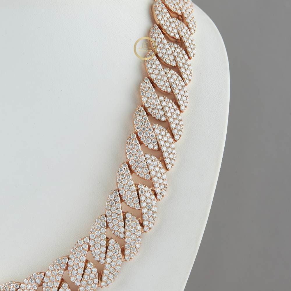 Luxury Prong Cuban Link Chain - Handcrafted Moissanite Diamond Necklac