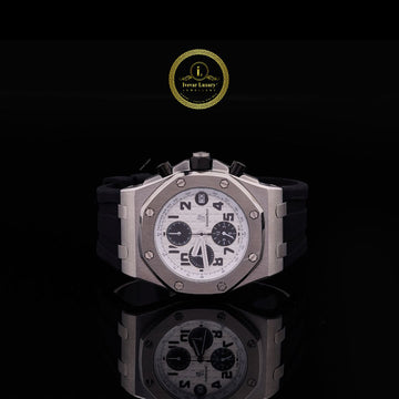 Luxury Steel Panda Chronograph - Silver Dial with Black Rubber Strap Watch