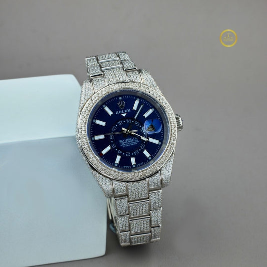 Prestige Diamond-Encrusted White Gold Timepiece Featuring Sapphire Blue Dial & Precision Craftsmanship